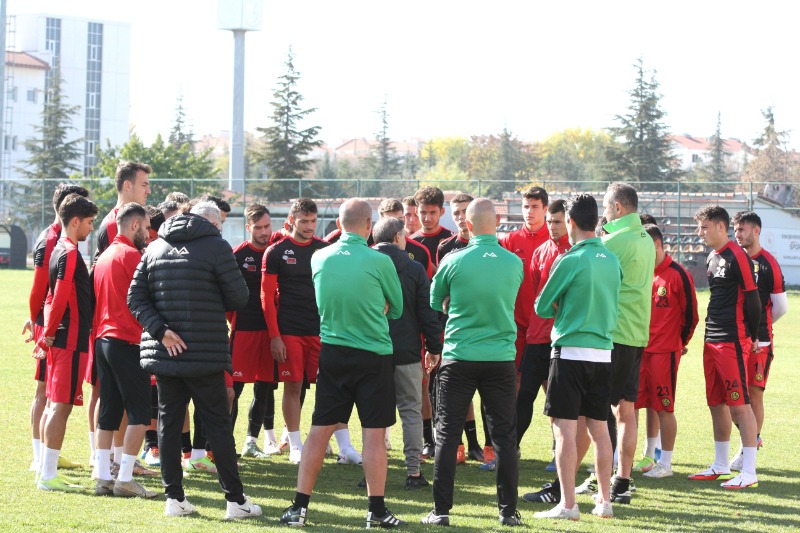 2 MAÇTA EN AZ 4 PUAN ŞART