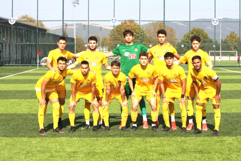 GENÇ ŞİMŞEKLER BAŞKENTTE