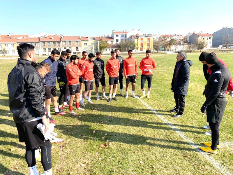 ENGİN ÖZDEMİR İLK İDMANA ÇIKTI