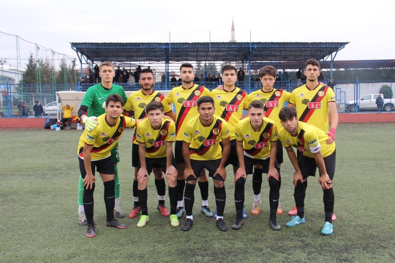 GENÇ ŞİMŞEKLER İNEGÖL ÖNÜNDE