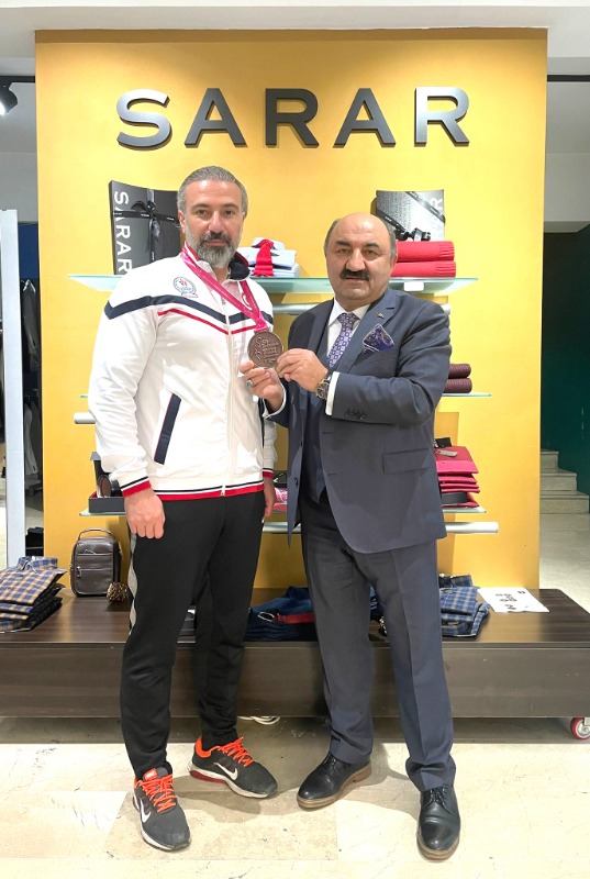 DÜNYA VE AVRUPA  ŞAMPİYONUNDAN  ZİYARET