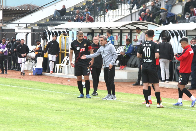 SEZGİN DEVAM EDEMEDİ