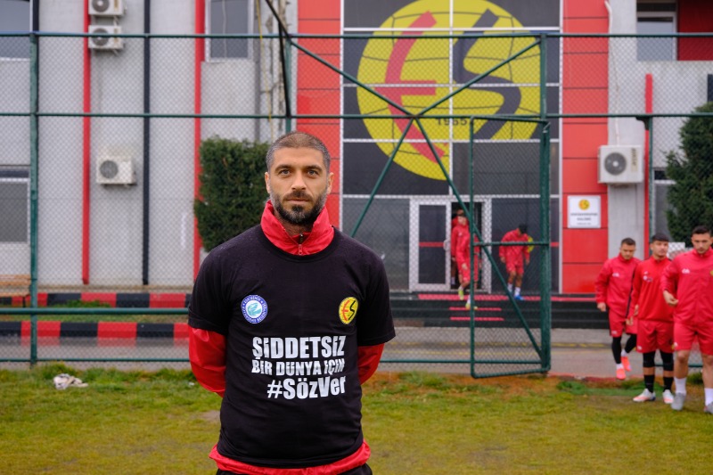 3 OYUNCU MR ÇEKTİRDİ