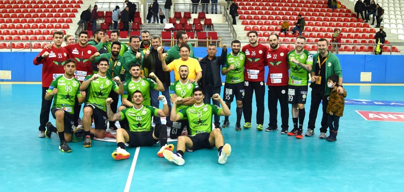 MAMAKI BIRAK BEYKOZA BAK