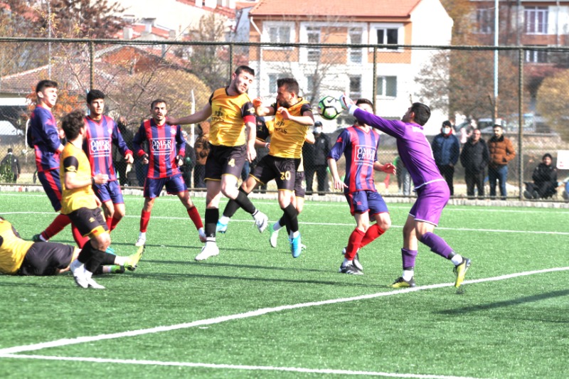 AMATÖR FUTBOLDA SÜPER HEYECAN