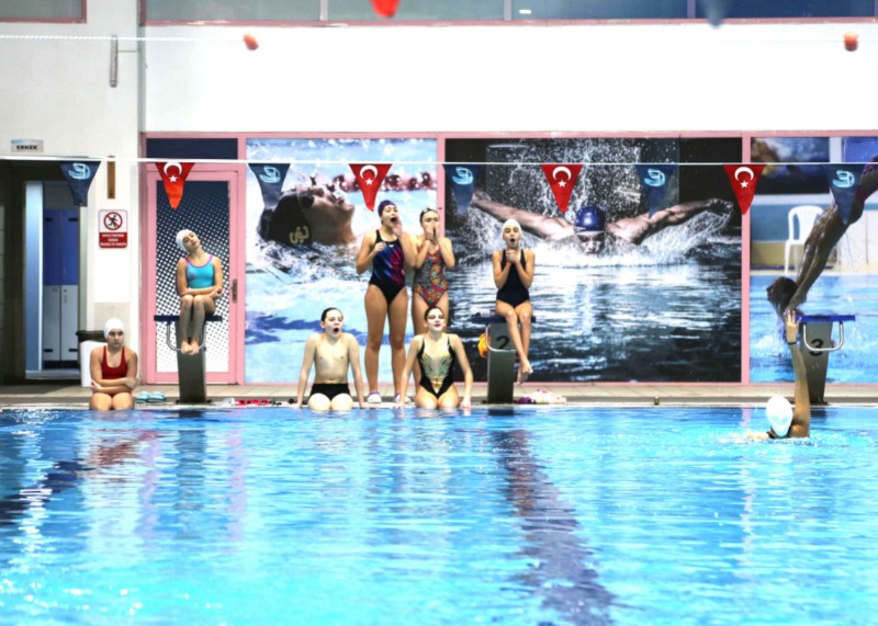 ULUSLARARASI TURNUVALARDA YARIŞACAKLAR