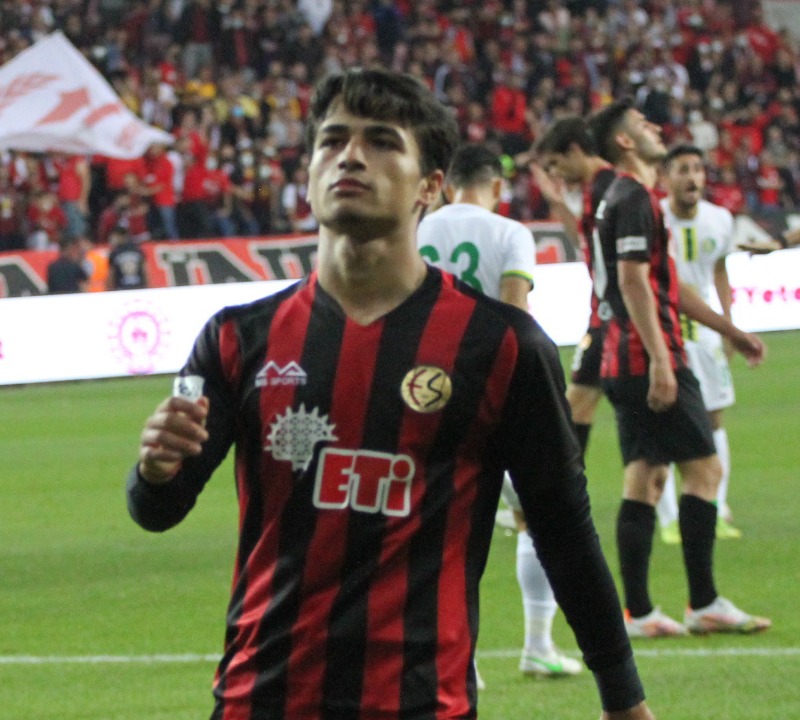 BUĞRADAN İMZA BEKLENİYOR