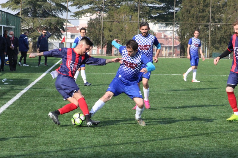 ÖNCE MAÇA ÇIKMAYACAKLAR  SONRA LİGDEN ÇEKİLECEKLER