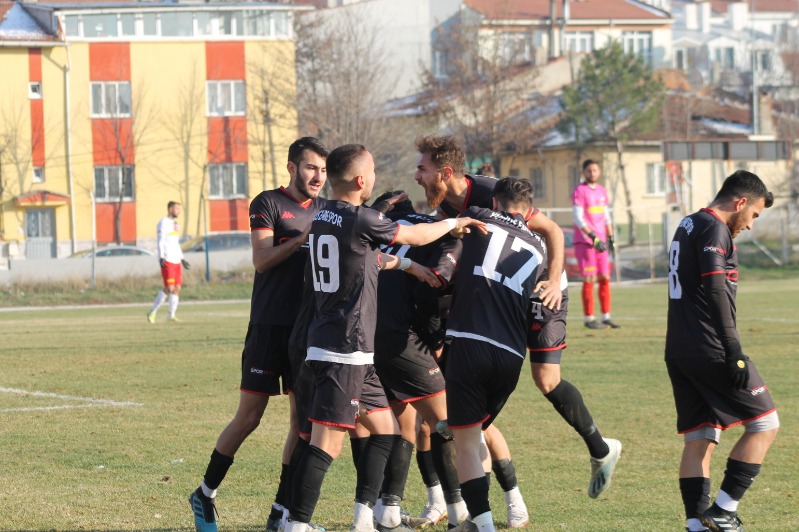 GOL YÜKÜNÜ 5 OYUNCU ÇEKTİ