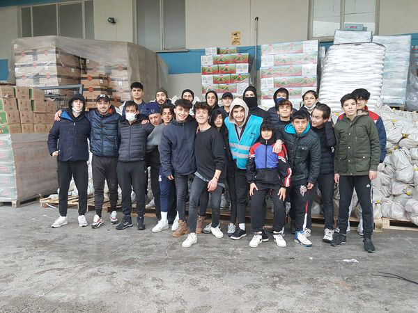 BİRLİKSPORDAN ÖRNEK DAVRANIŞ