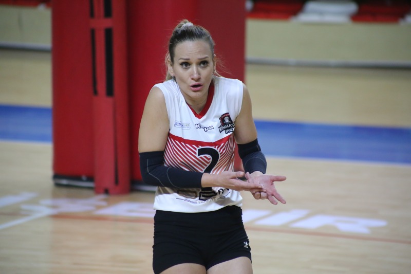 NİHAL İLE YOLLAR AYRILDI