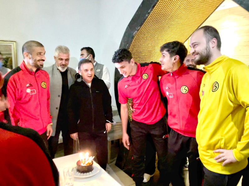 KAMPTA DOĞUM GÜNÜ KUTLAMASI