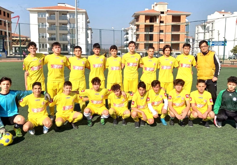 YENİKENTSPOR   ALT YAPIYA YÖNELDİ