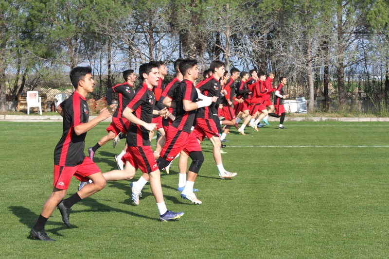 AKDENİZDE ÇİFT ÇALIŞMA