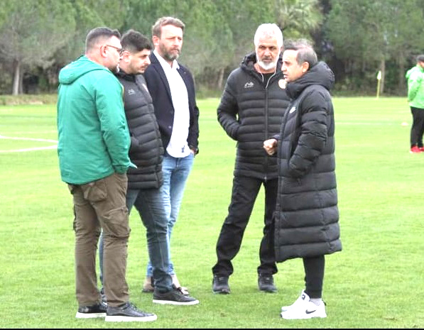 YÖNETİM TAKIMDAN UMUTLU