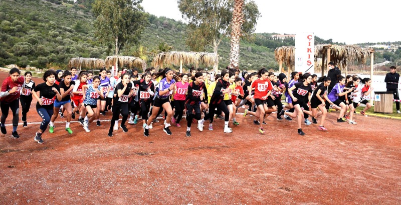 SİZİNLE GURUR DUYUYORUZ