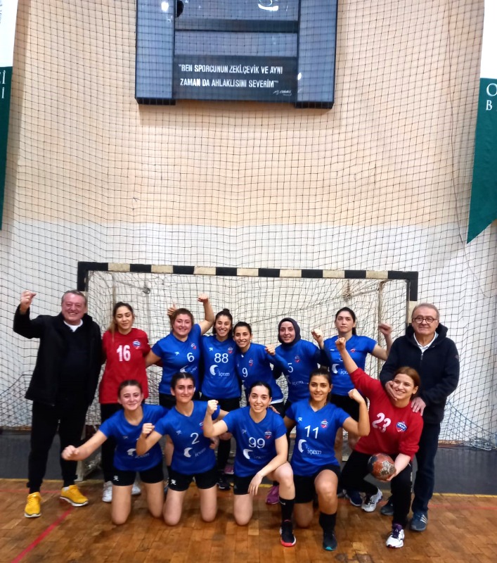 ESKİŞEHİR HENTBOL SK  BURSADA ESTİ(21-36)