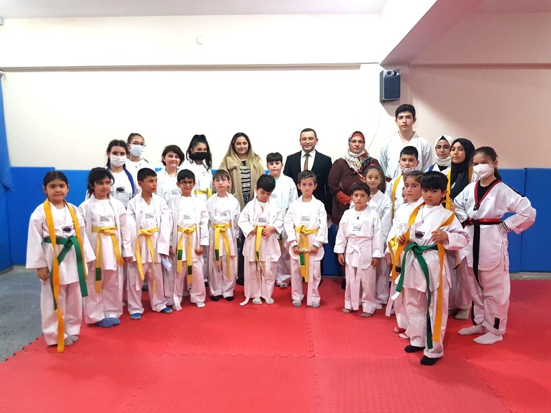 GÖKMEYDAN SPOR KUŞAK TERFİ SINAVI YAPTI