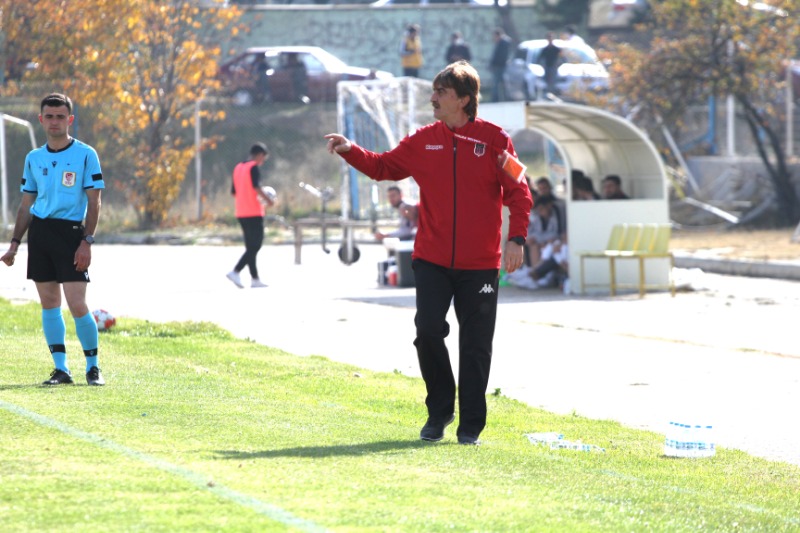 İSMET ÇELEN VİTRADA