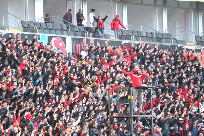 ŞEHRİN ARMASINI YALNIZ BIRAKMAK BİZE YAKIŞMAZ