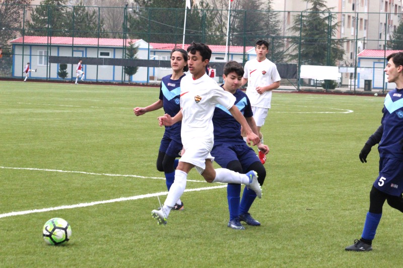 U16 LİGİNDE PROGRAM YOĞUN