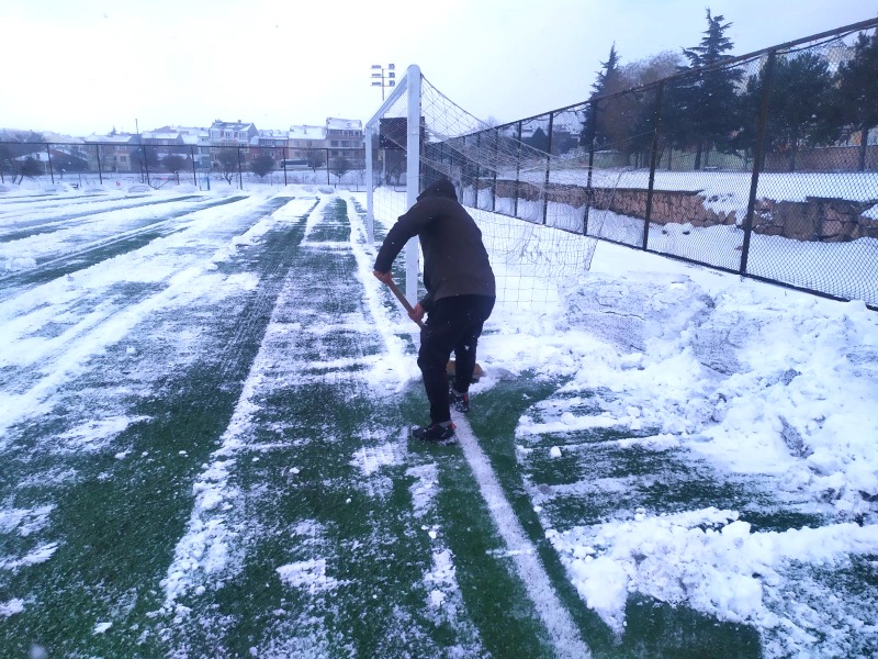 YOĞUN ÇALIŞMALAR SAYESİNDE MAÇ OYNANDI