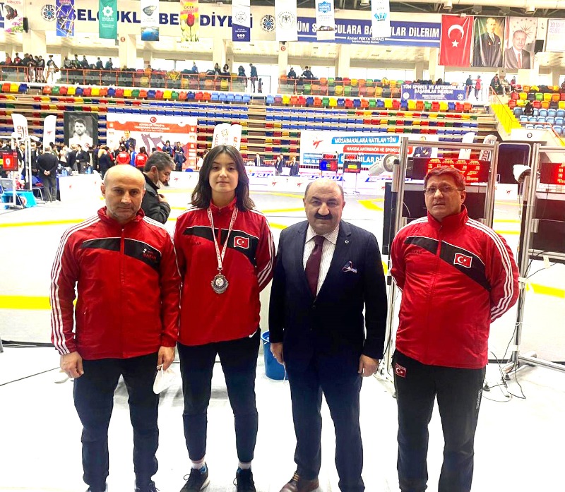 SILANUR TÜRKİYE İKİNCİSİ OLDU