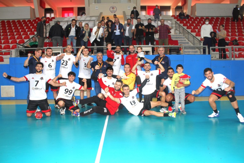 LİDER BU HAFTA EVİNDE