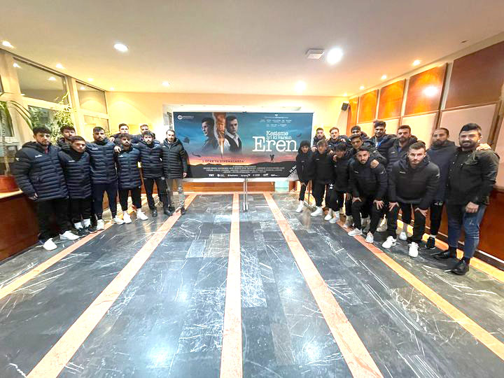 GALADA STRES ATTILAR