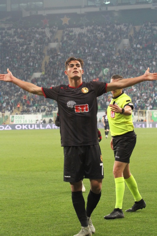 METEHAN ALTUNBAŞ   U 19 MİLLİ TAKIMDA