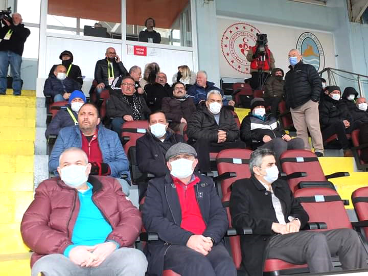 SADECE 2 YÖNETİCİ