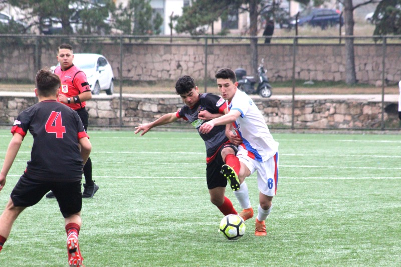 GÖZLER PLAY-OFFA ÇEVRİLDİ