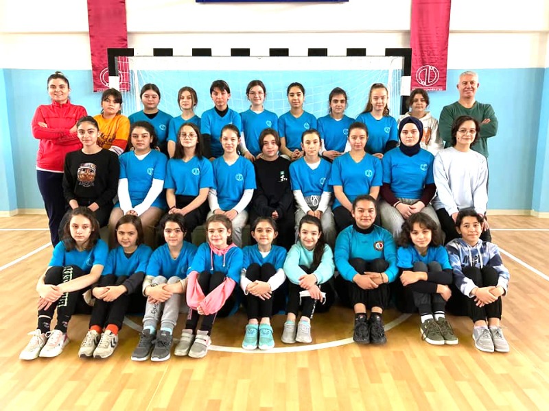 ALT YAPI ÇALIŞIYOR