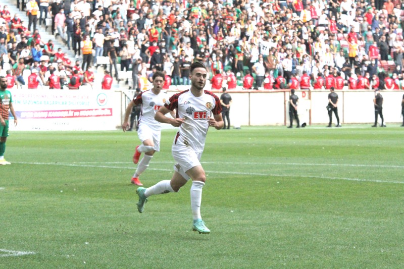 BERKAY AMEDE YİNE  BOŞ GEÇMEYECEK