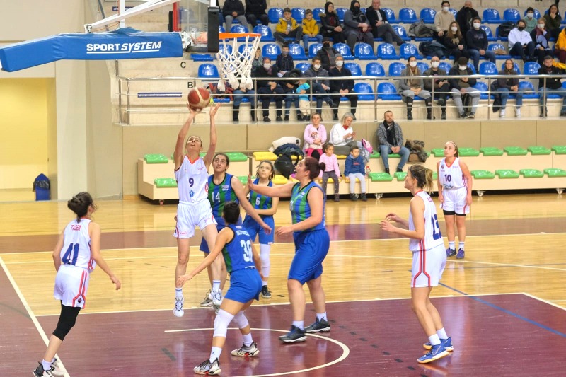 ÇAĞDAŞ KOLEJLİLER PLAY-OFFLARDA