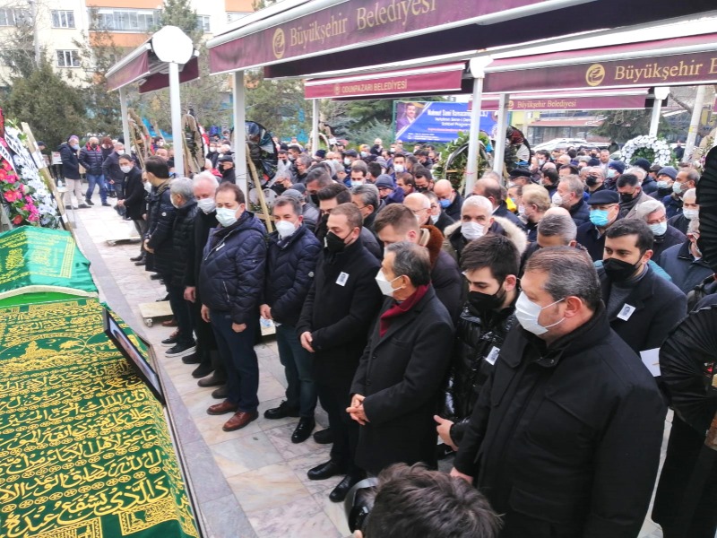 AYHAN CAN  CAMİAYI ÜZDÜ