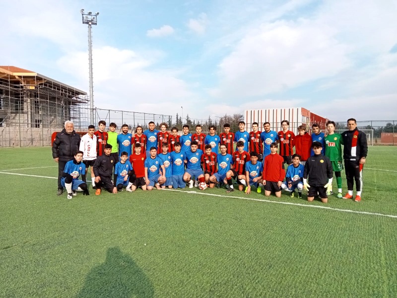 ES-ES U17LERİ ÖRNEK İLE OYNADI