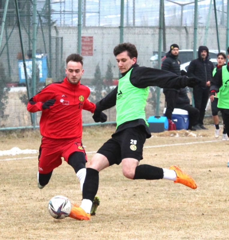 ŞİMŞEKLER PROVA YAPTI