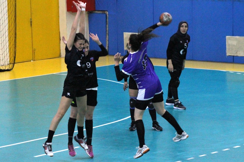 HENTBOLDA DERBİ ZAMANI