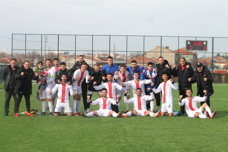 DEMİRSPOR ŞAMPİ DEDİ