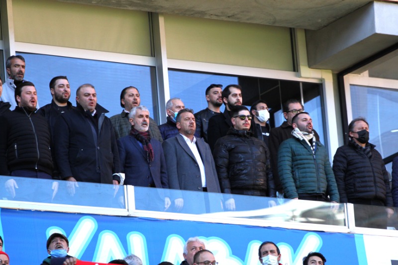 ONLARDA ŞAŞTI BU İŞE