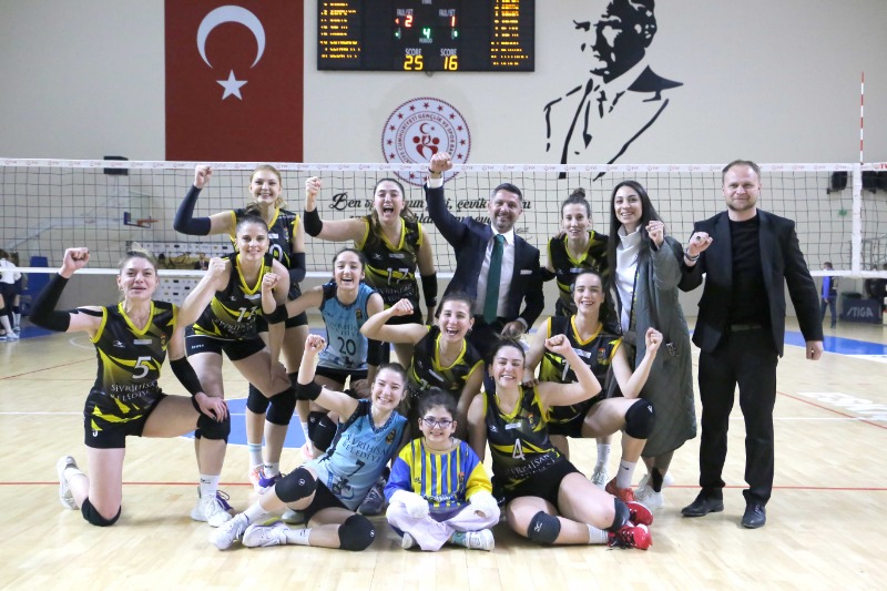 YÜZÜGÜLLÜ YÜZLERİ GÜLDÜRDÜ