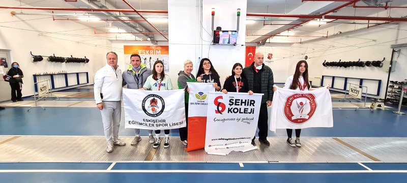 KILIÇ ÇEKTİLER