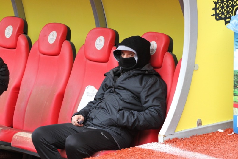 SUAT HOCA KARANTİNADA