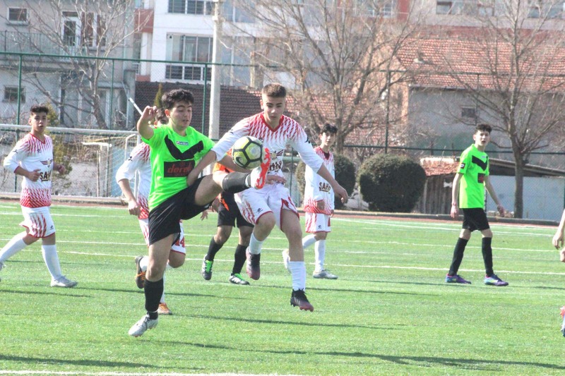 U16 LİGİ MAÇLARI DA CUMA