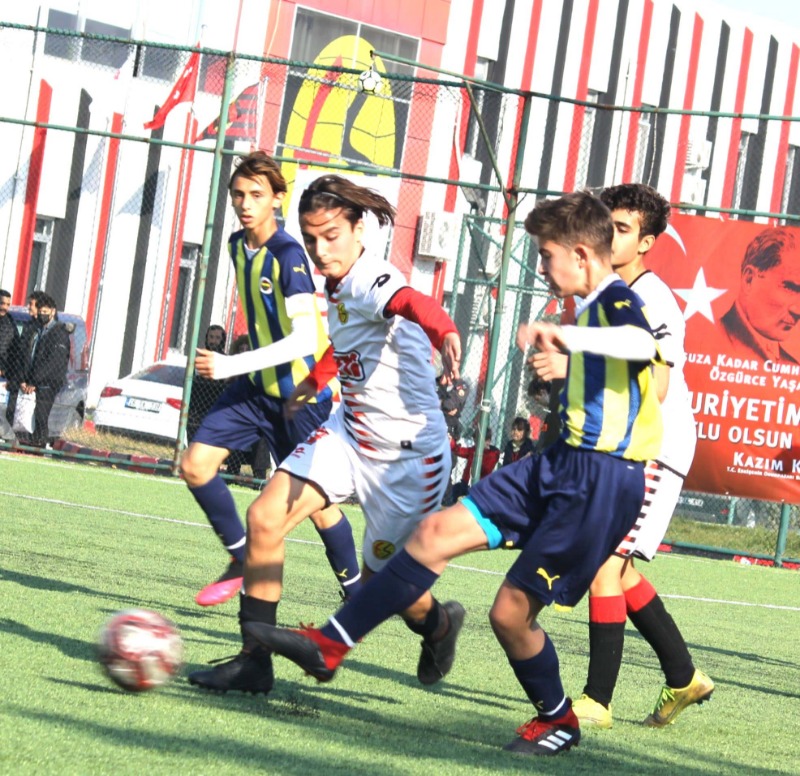 MAÇLAR YİNE ERTELENDİ
