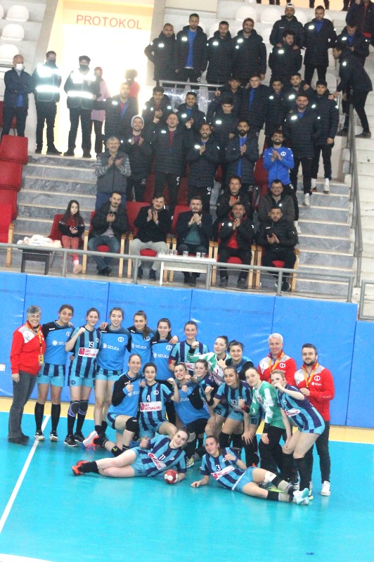 MELEKLER KRİTİK VİRAJDA