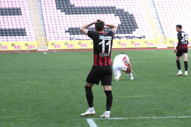 İÇİMİZ KAN AĞLIYOR (1-1)