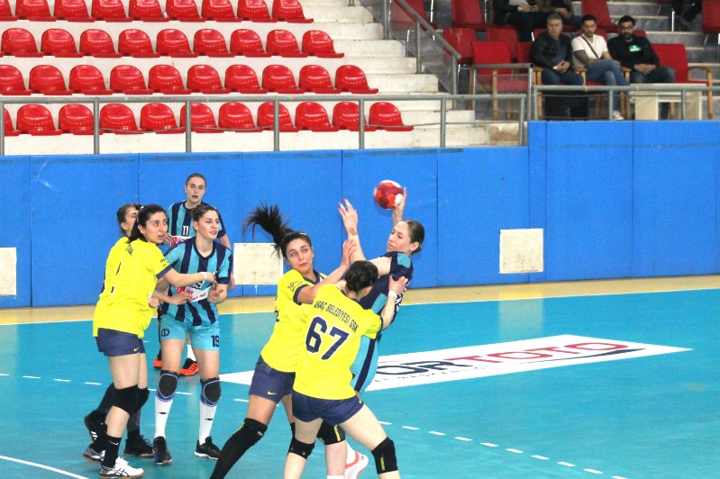MELEKLER İŞİ ÇOK ZORA SOKTU