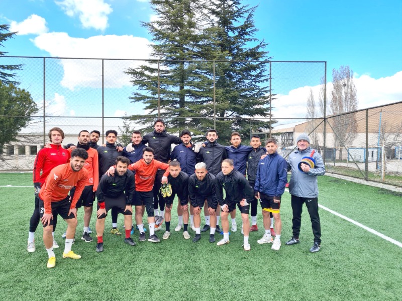 YUNUSEMRESPOR  KENDİNDEN EMİN